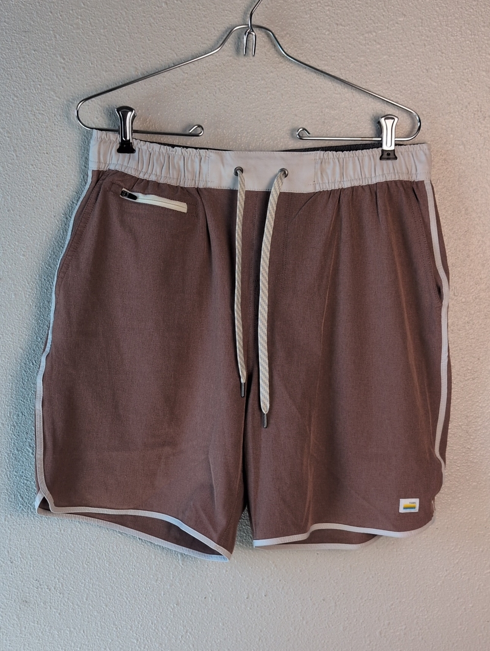 Vuori Banks Shorts Size L